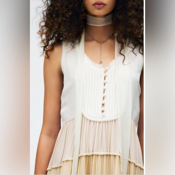 COPY - ZARA  Limited Edition Mulberry Silk/viscose pleated maxi dress size medi… - Picture 3 of 12